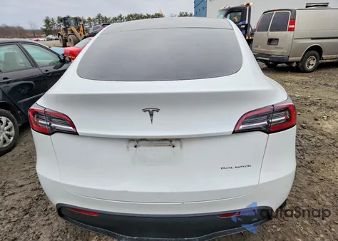 2023 Tesla Model Y z USA, uszkodzony, nr VIN 7SAYGDEE2PA099734
